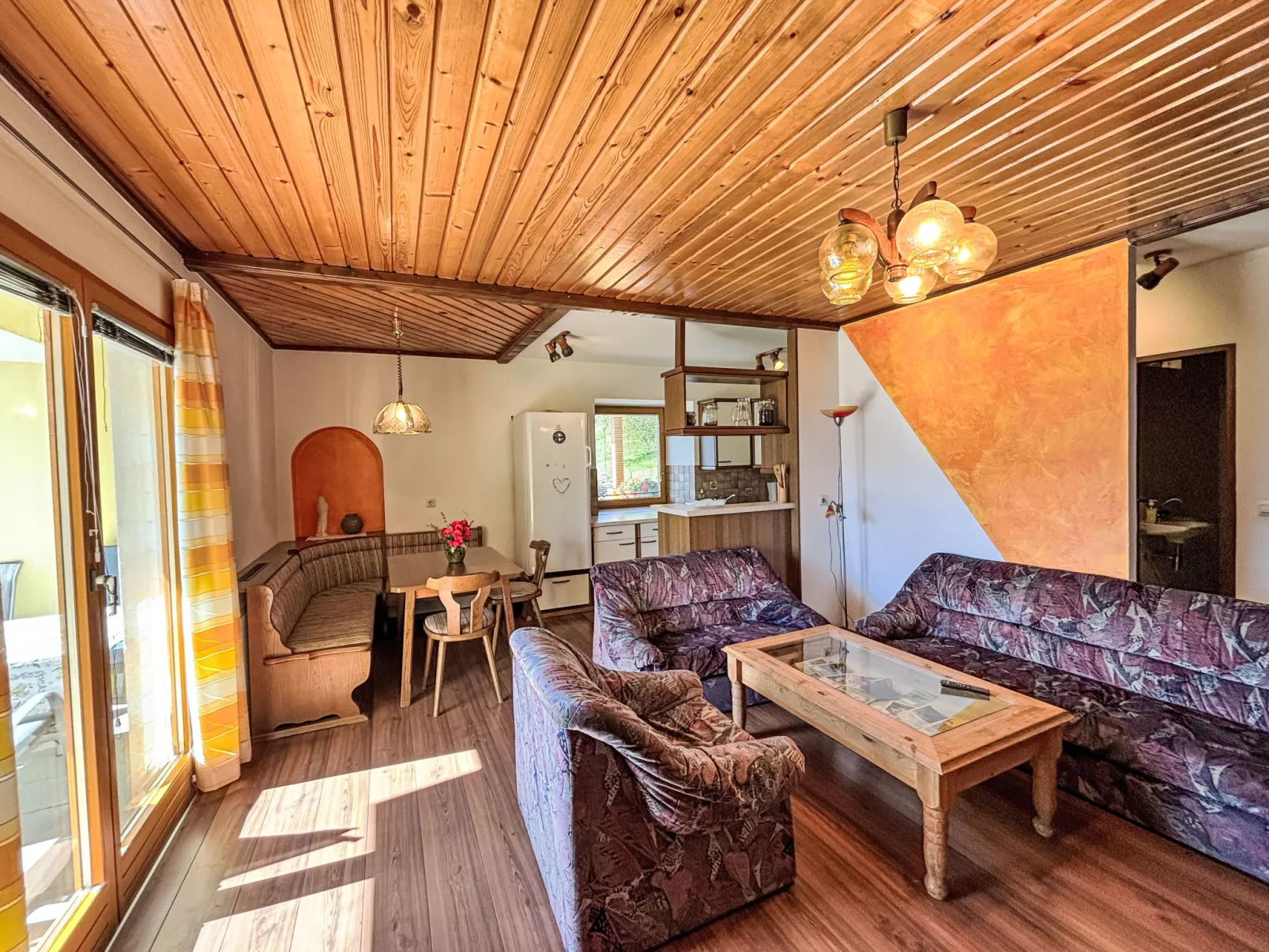 Hochstuhlblick-Inside