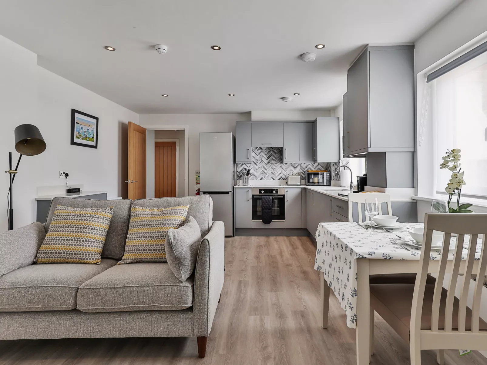 No.11, Belle House-Inside