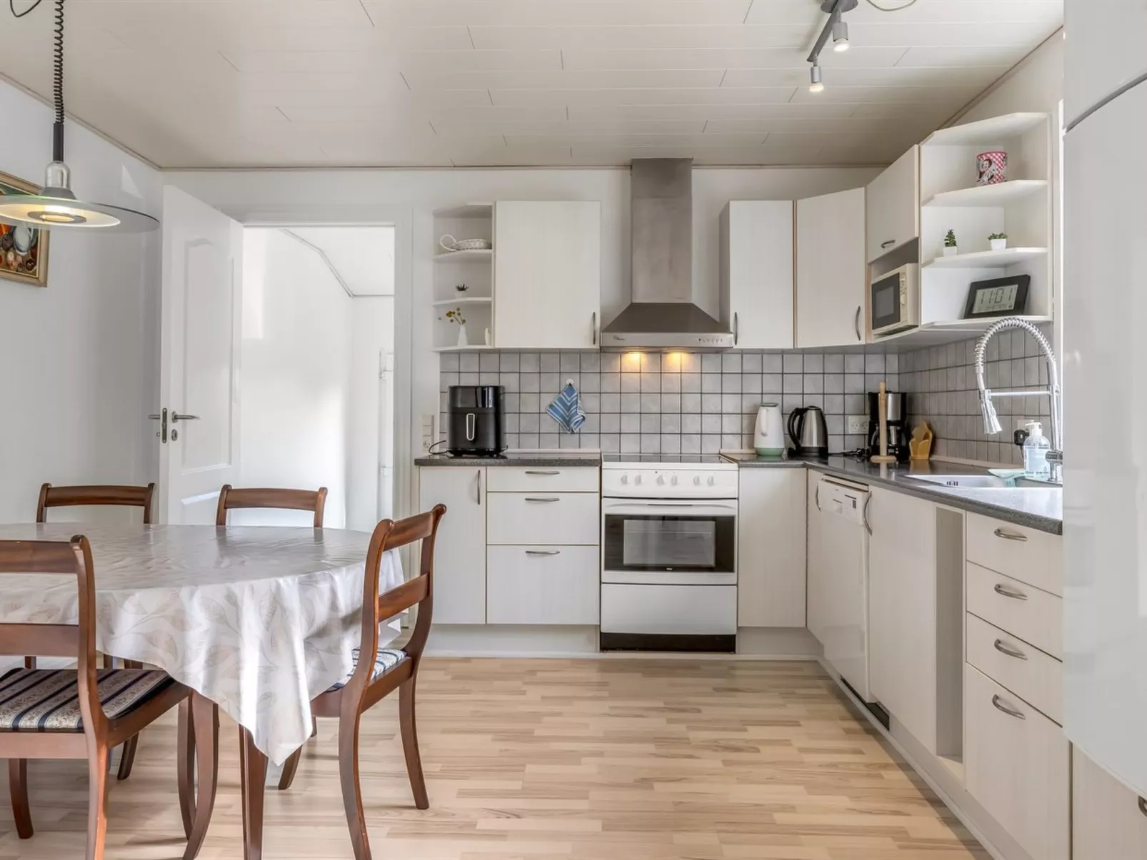 "Ritha" - 30km from the sea-Drinnen