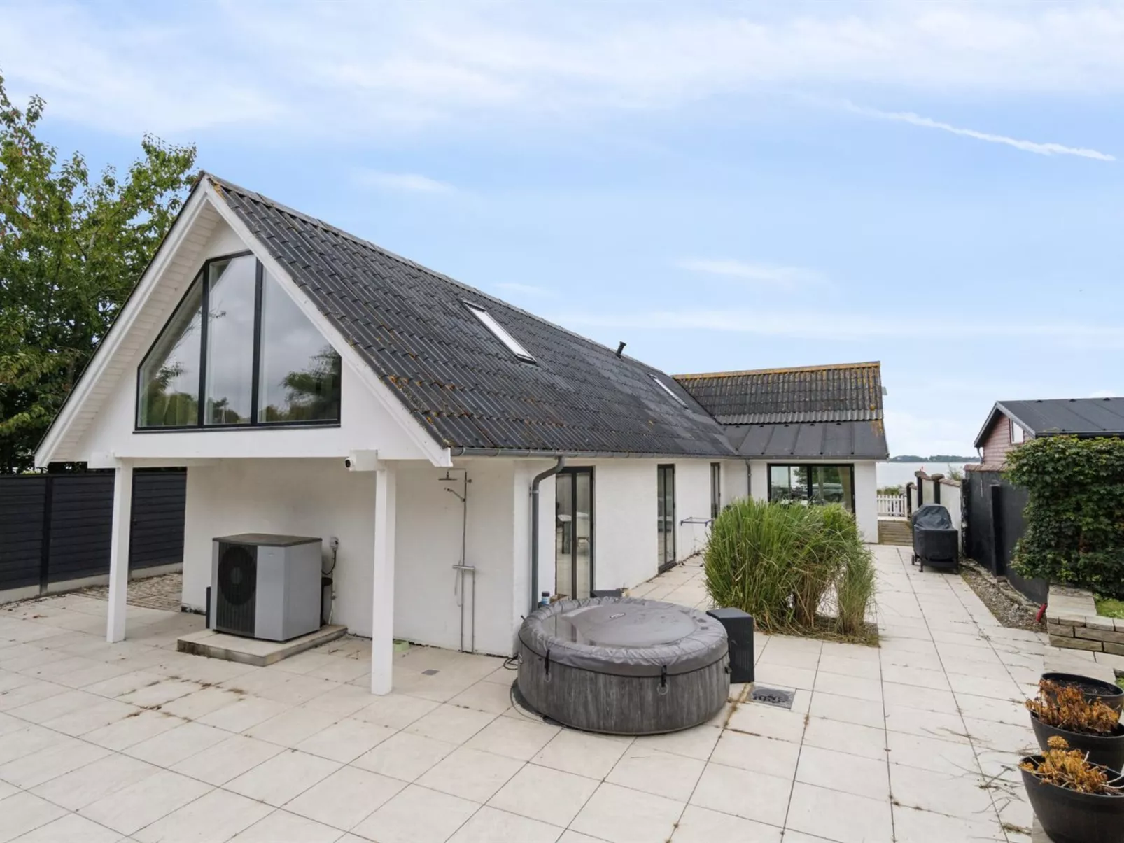 "Rusalina" - 20m from the sea-Outside