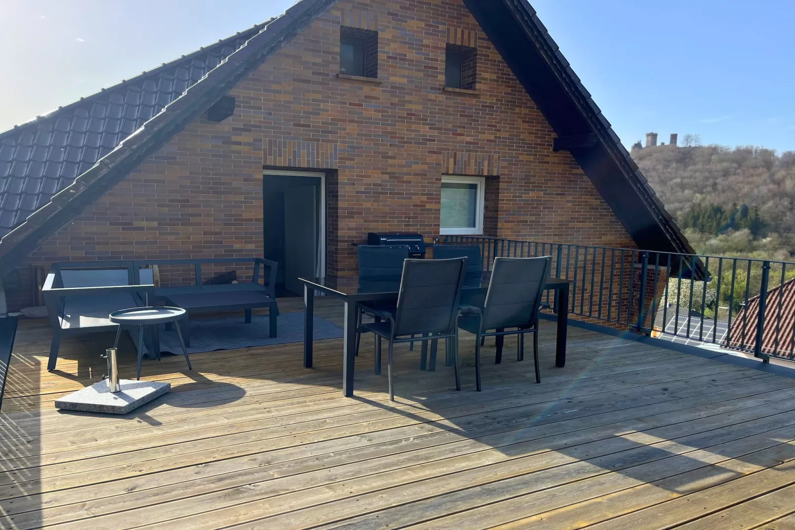 Ferienwohnung Eifelglück mit Dachterrasse-Terrasse / balcon