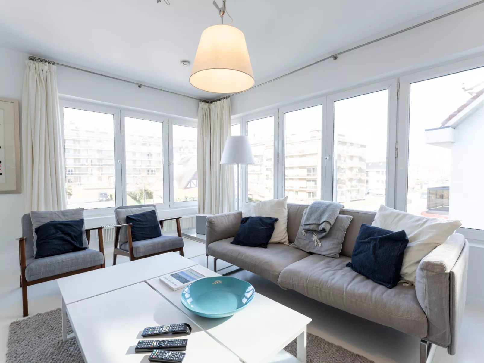 Blanc Rivage with garage-Inside