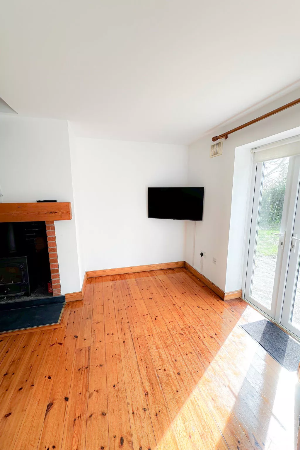 Brittas Bay Holiday Village No 7-Drinnen