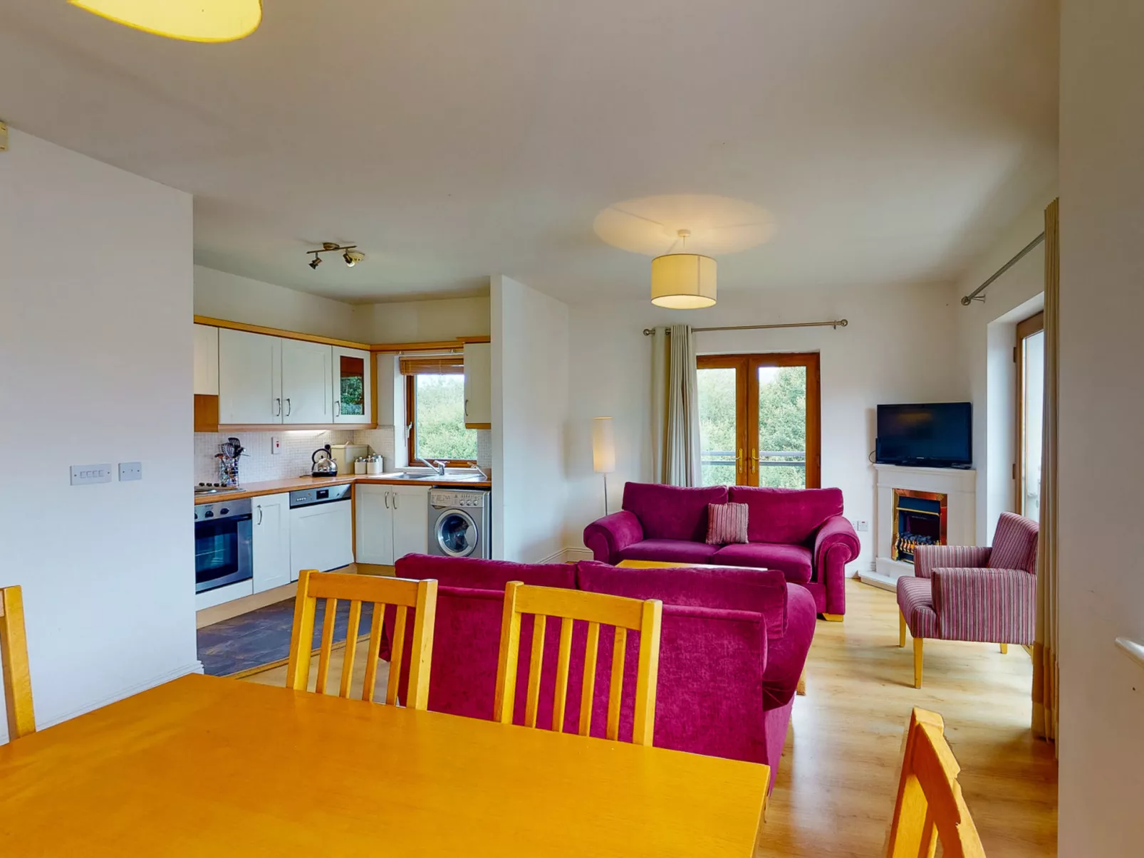 Lakeside HH (FRI) (TR1+4)Type B No 7