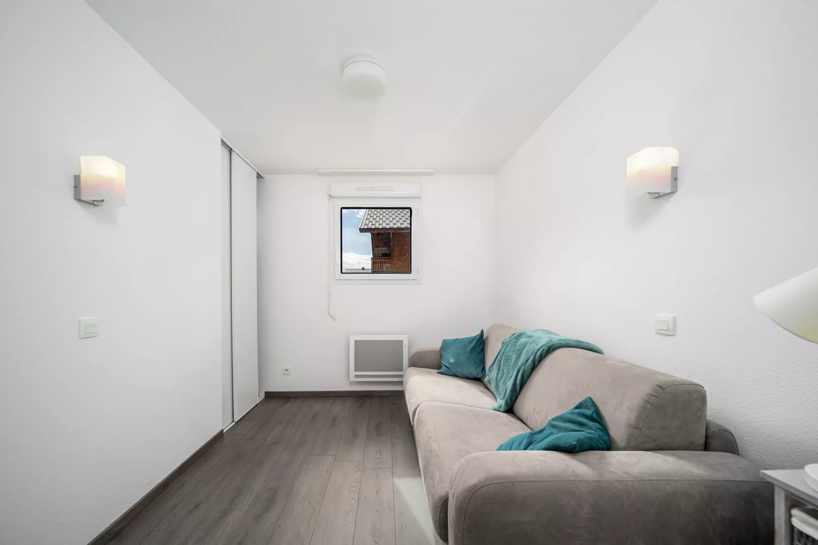 C. Du Verdon N°3308 - 3P6-Salon