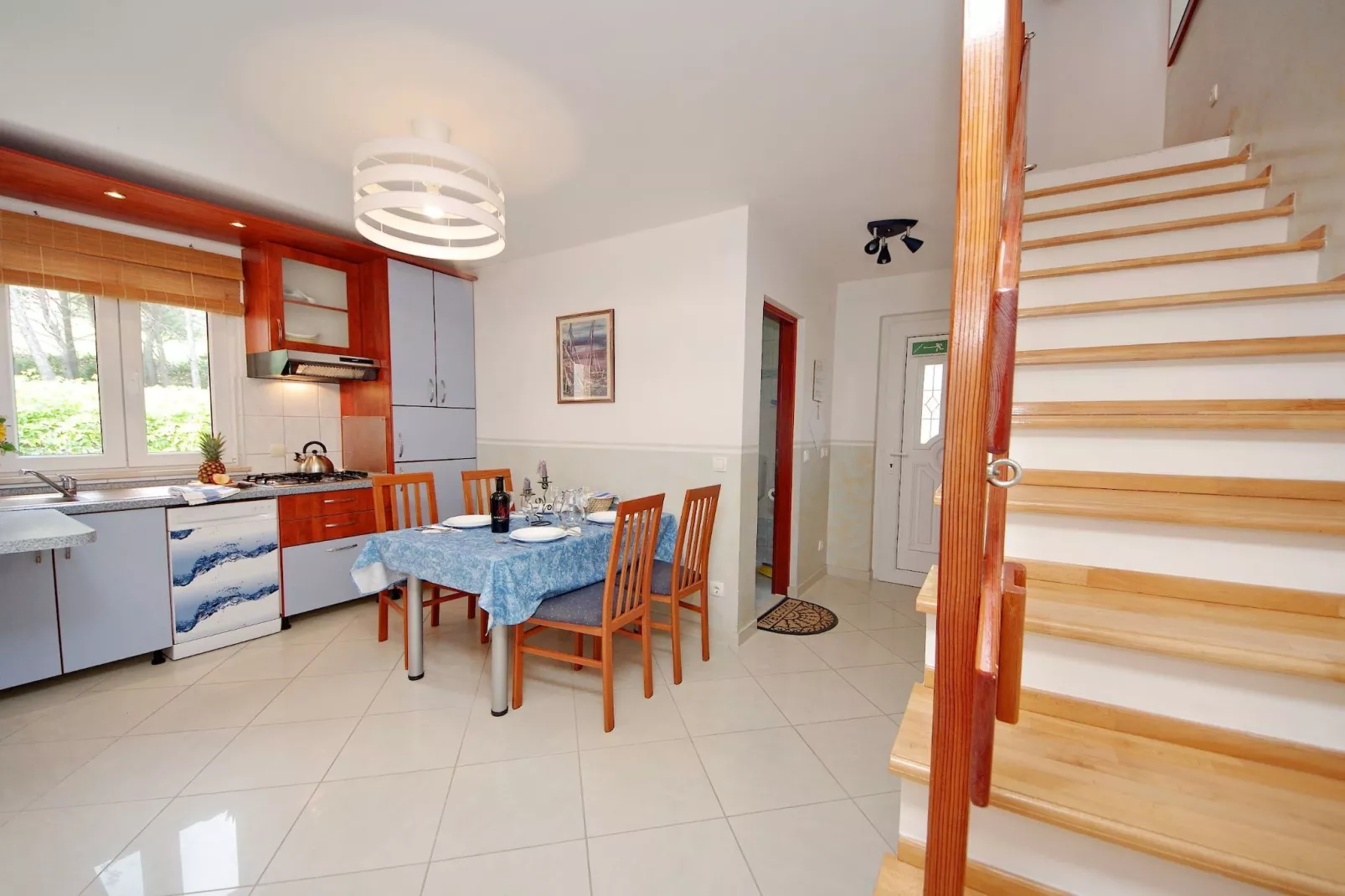 Seafront Apartments Deveron - Duplex Two Bedroom Apartment with Balcony and Sea View (Island)-Cuisine