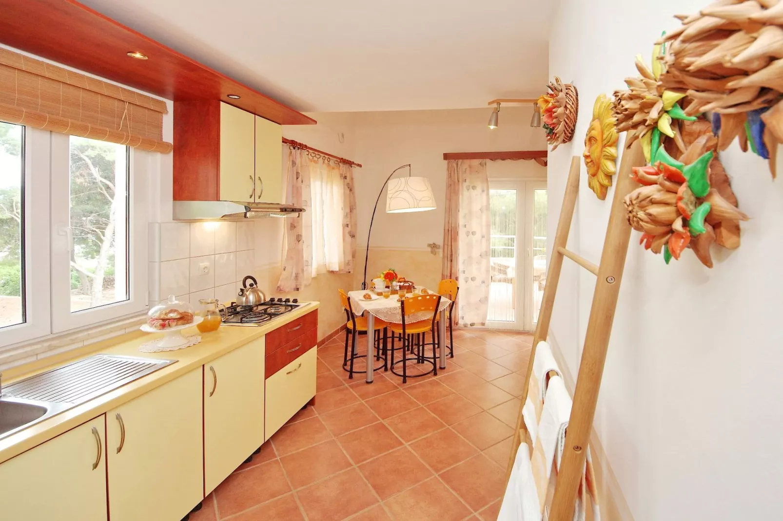 Seafront Apartments Deveron - Studio Apartment with Balcony and Sea View (Jelsa)-Kitchen