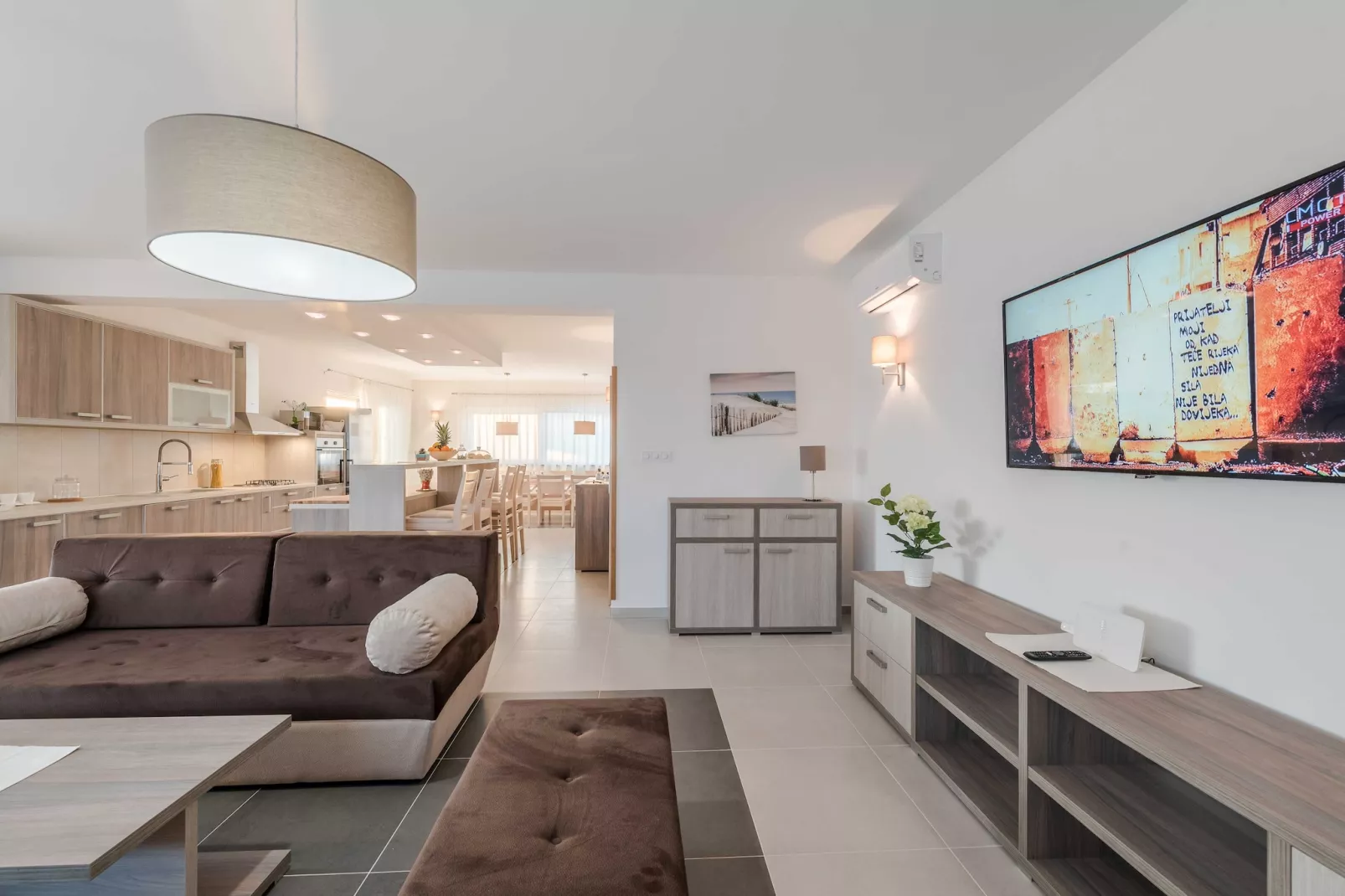 Luxury Escape with Swimming Pool & Modern Design - Deluxe Four Bedroom Villa with Sea View and Private Pool (Villa 5)-Salon