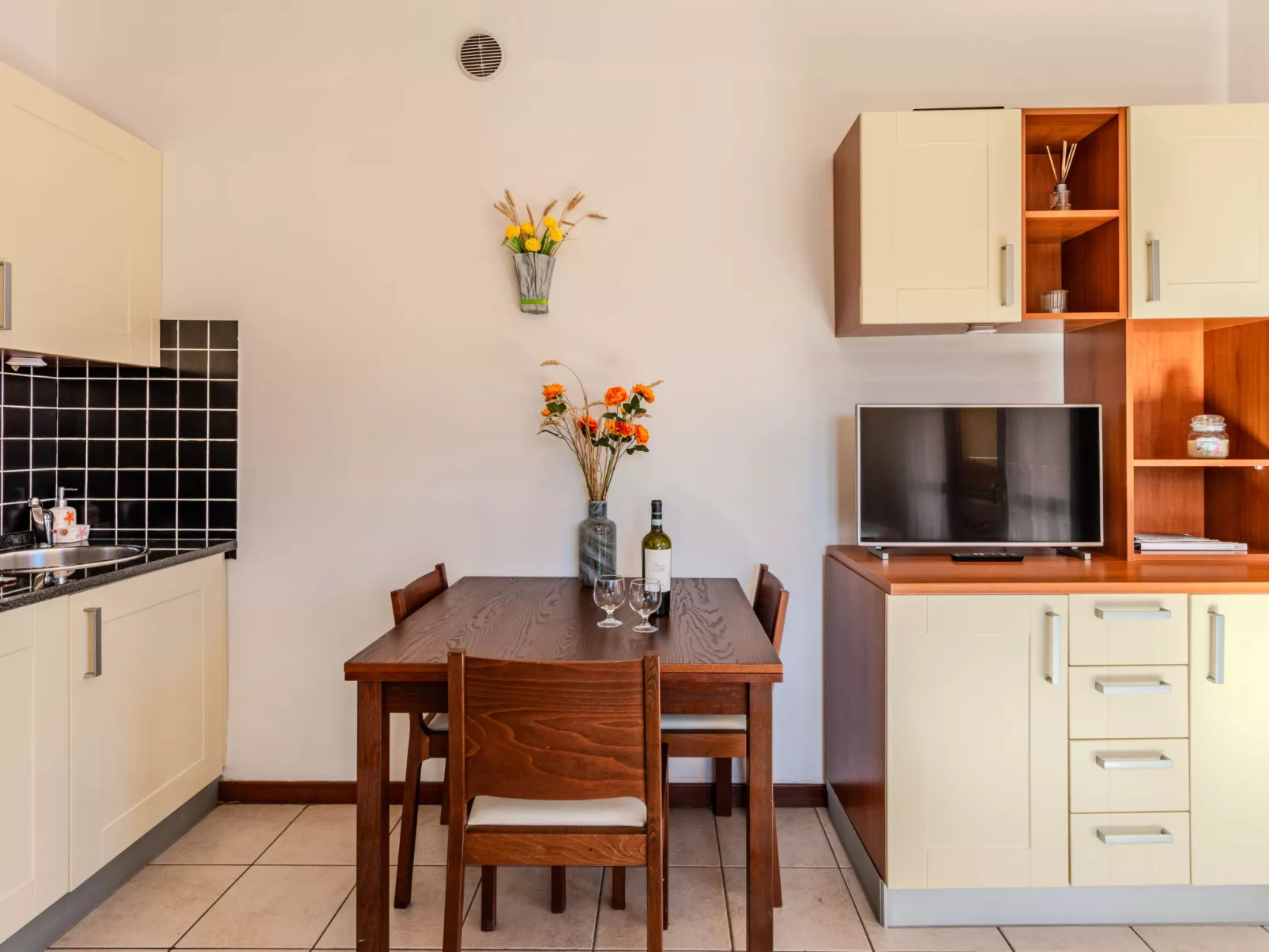 Villaggio Lago di Como-Inside