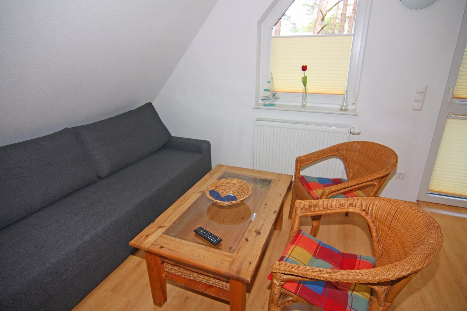 OG links 50 qm-Living room