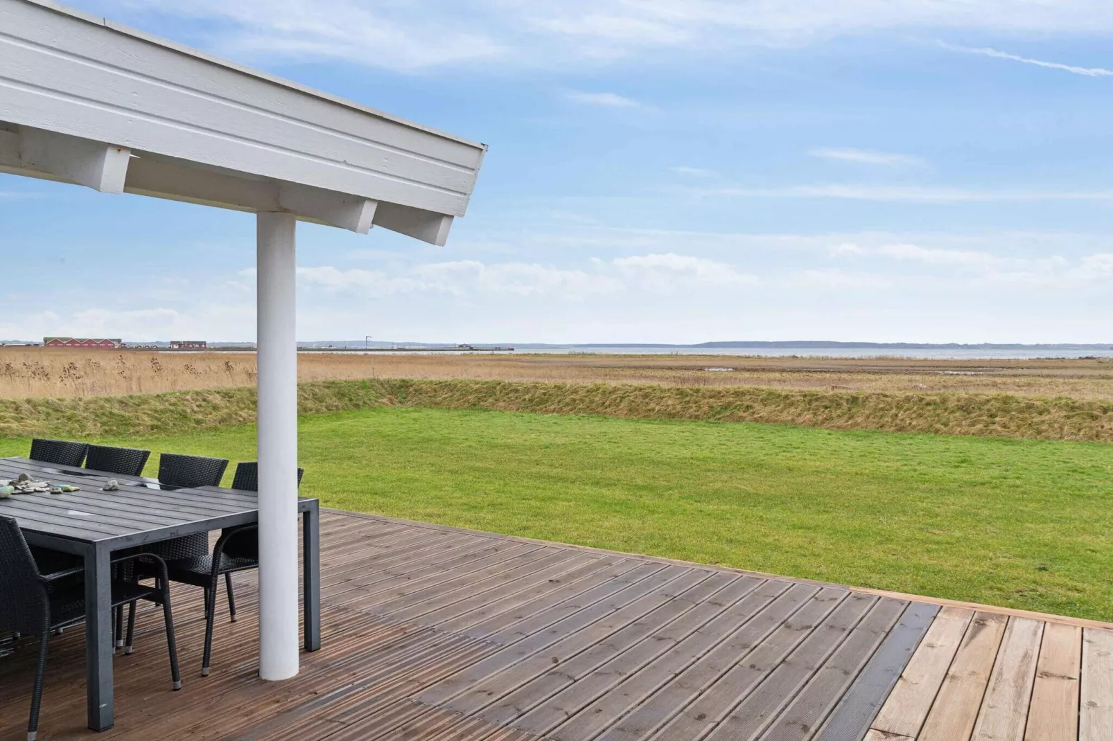 5 Sterne Ferienhaus in Orø-Im Freien