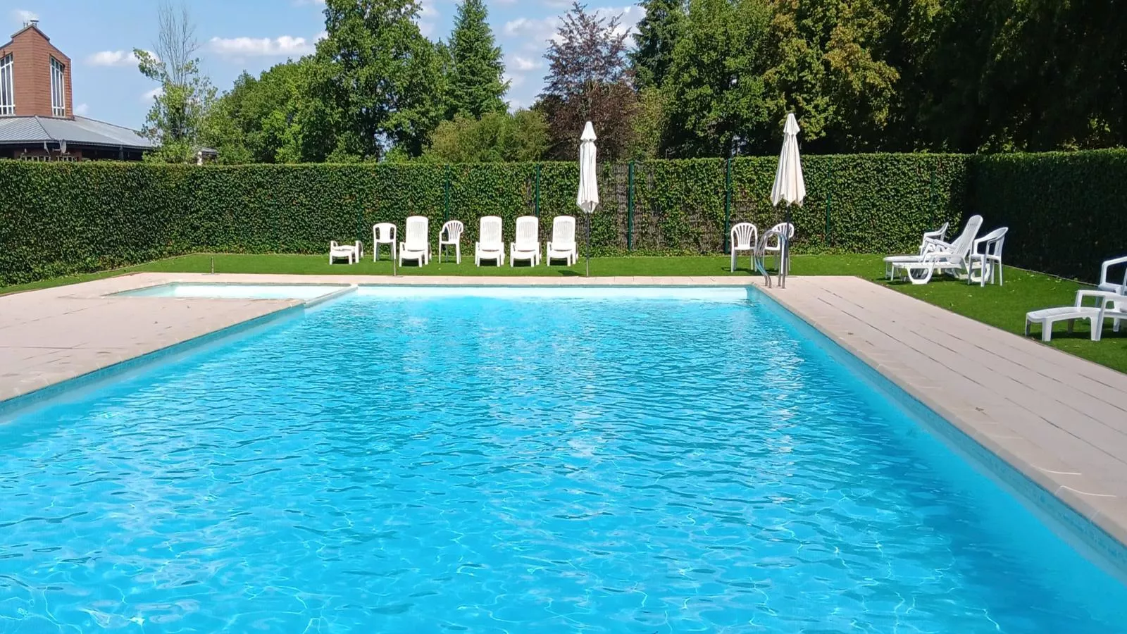 Castelgolf-Schwimmbad