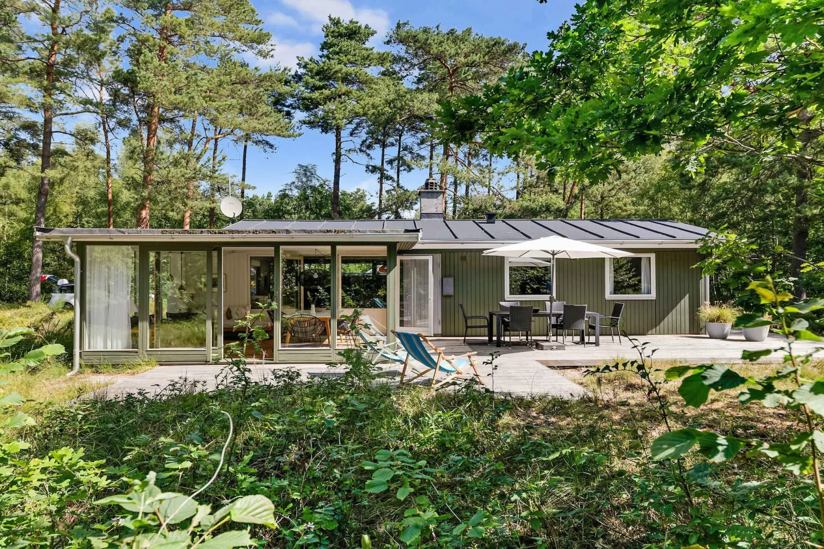 5 Sterne Ferienhaus in Aakirkeby-Im Freien