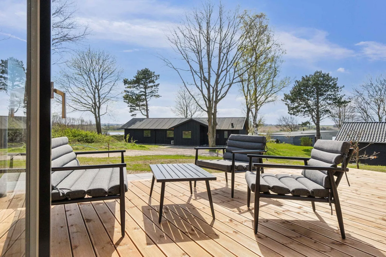 5 Sterne Ferienhaus in Millinge-Im Freien