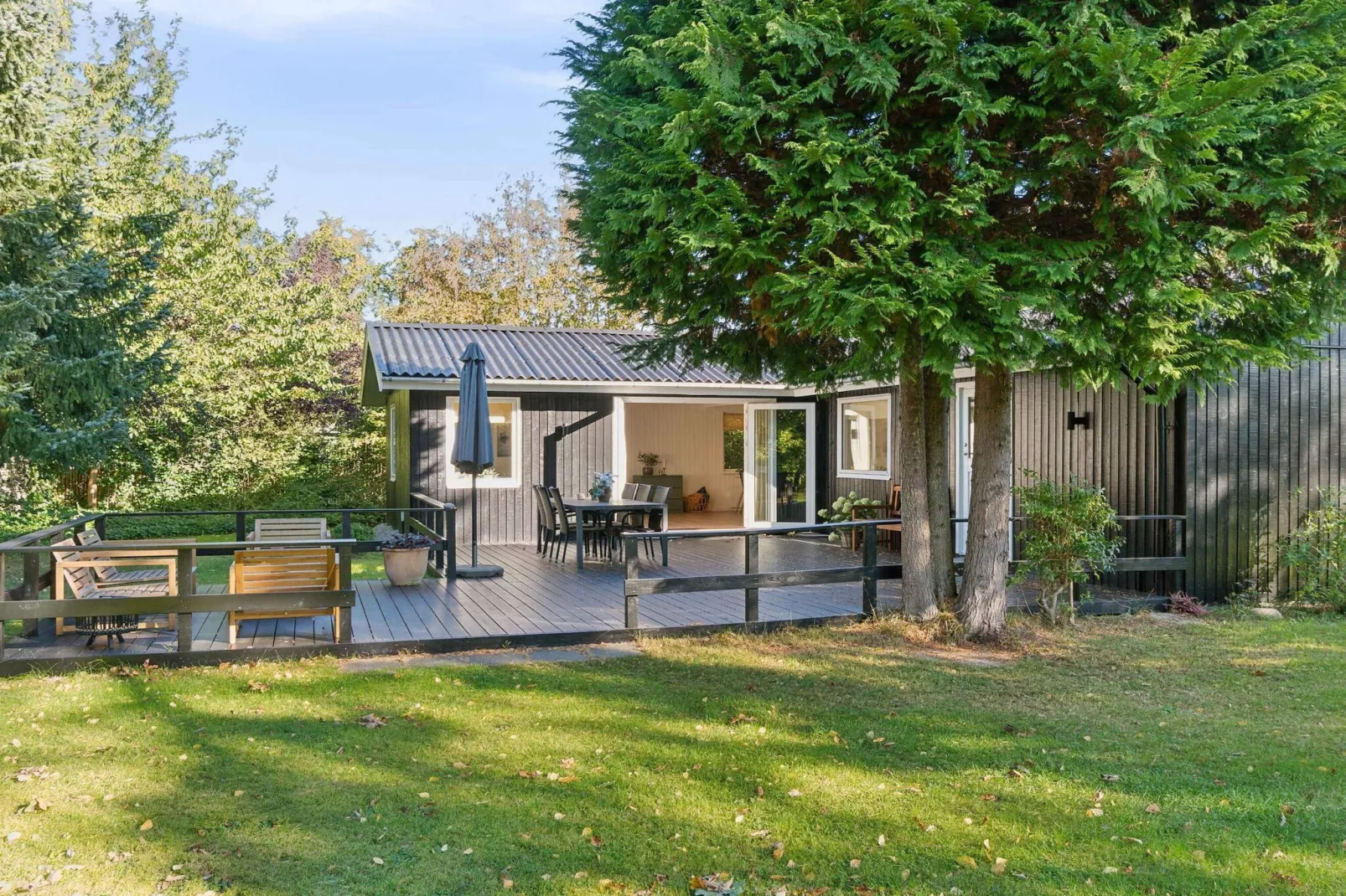 5 Sterne Ferienhaus in Hornbæk-Im Freien