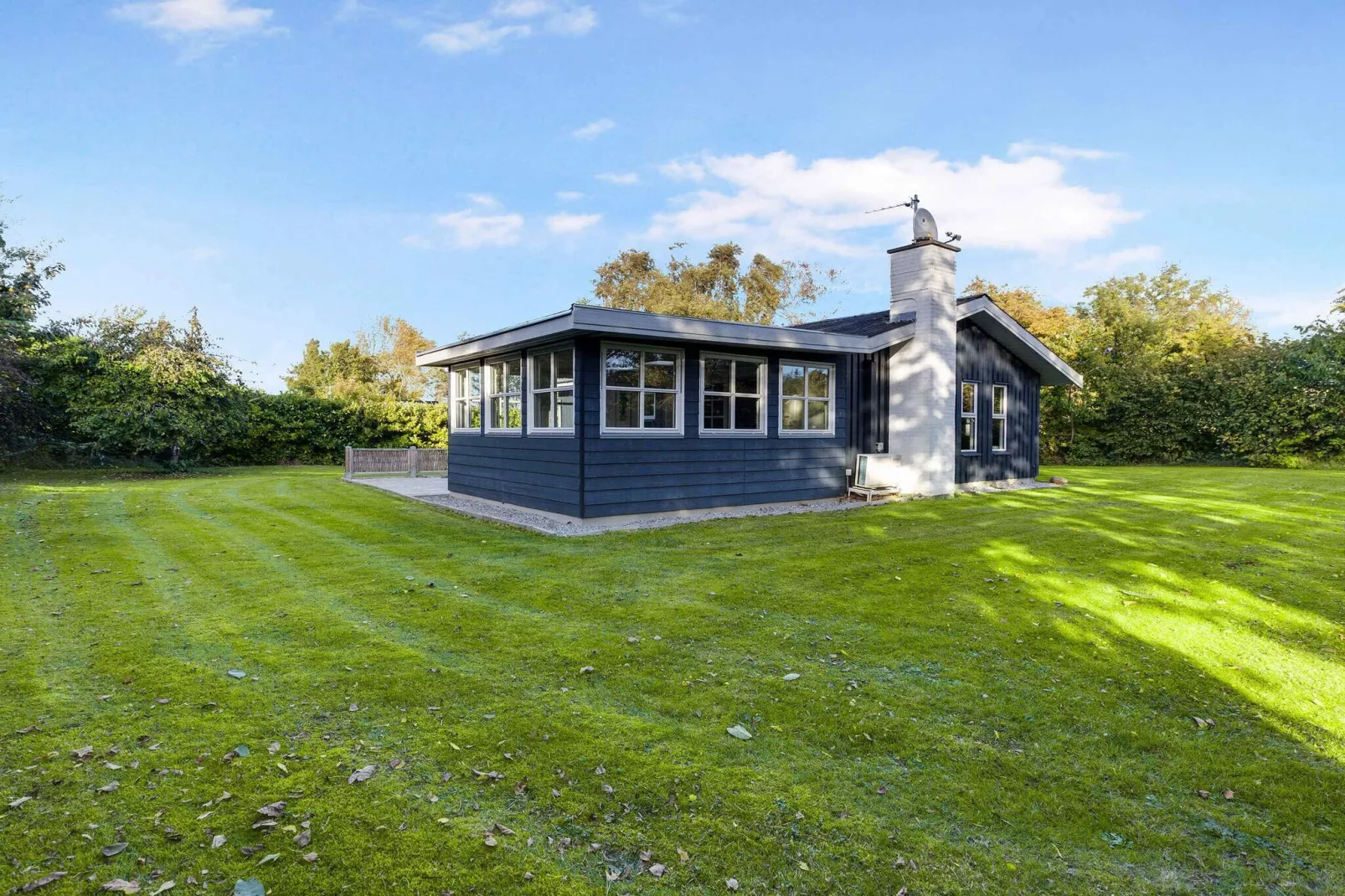 5 star holiday home in Humble-Outdoor