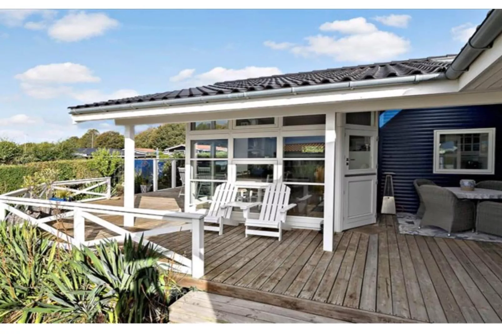 4 Sterne Ferienhaus in Karrebæksminde-Im Freien