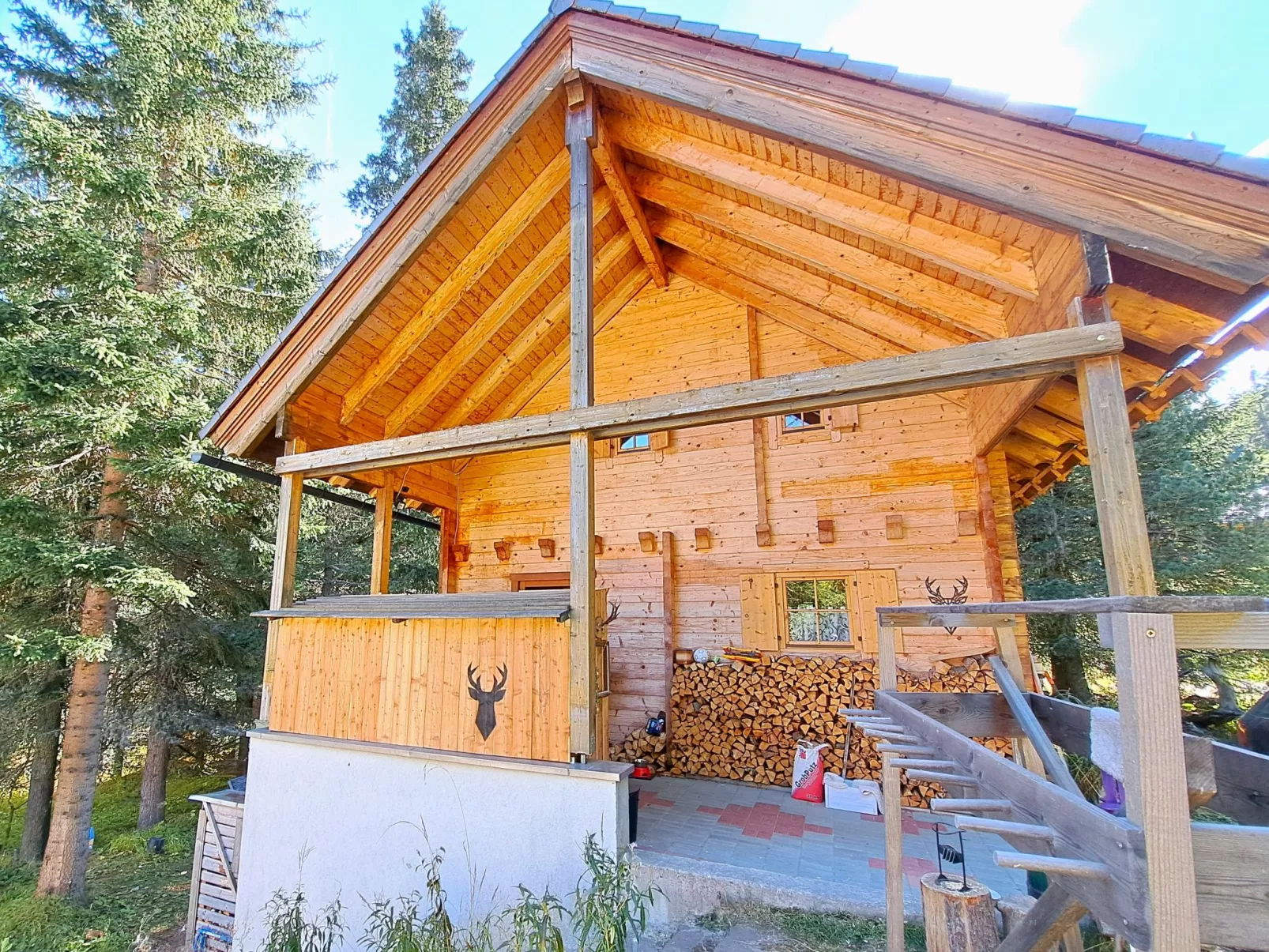 Zirbenwaldhütt´n-Draußen