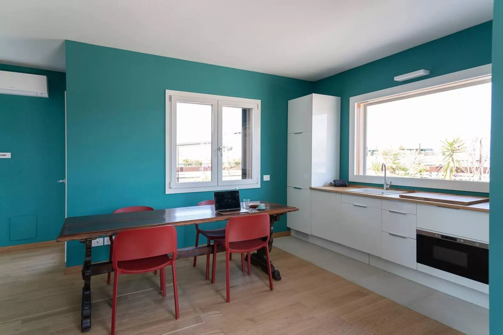 MI AMEDEO D'AOSTA-Esszimmer