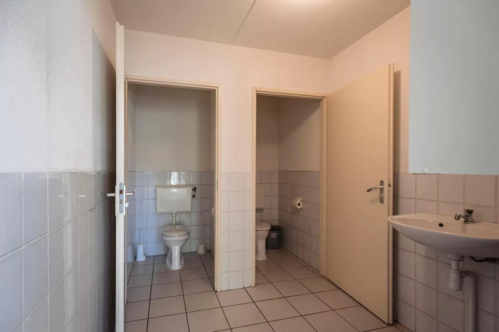 16 - Persons Family bungalow-Hall / réception