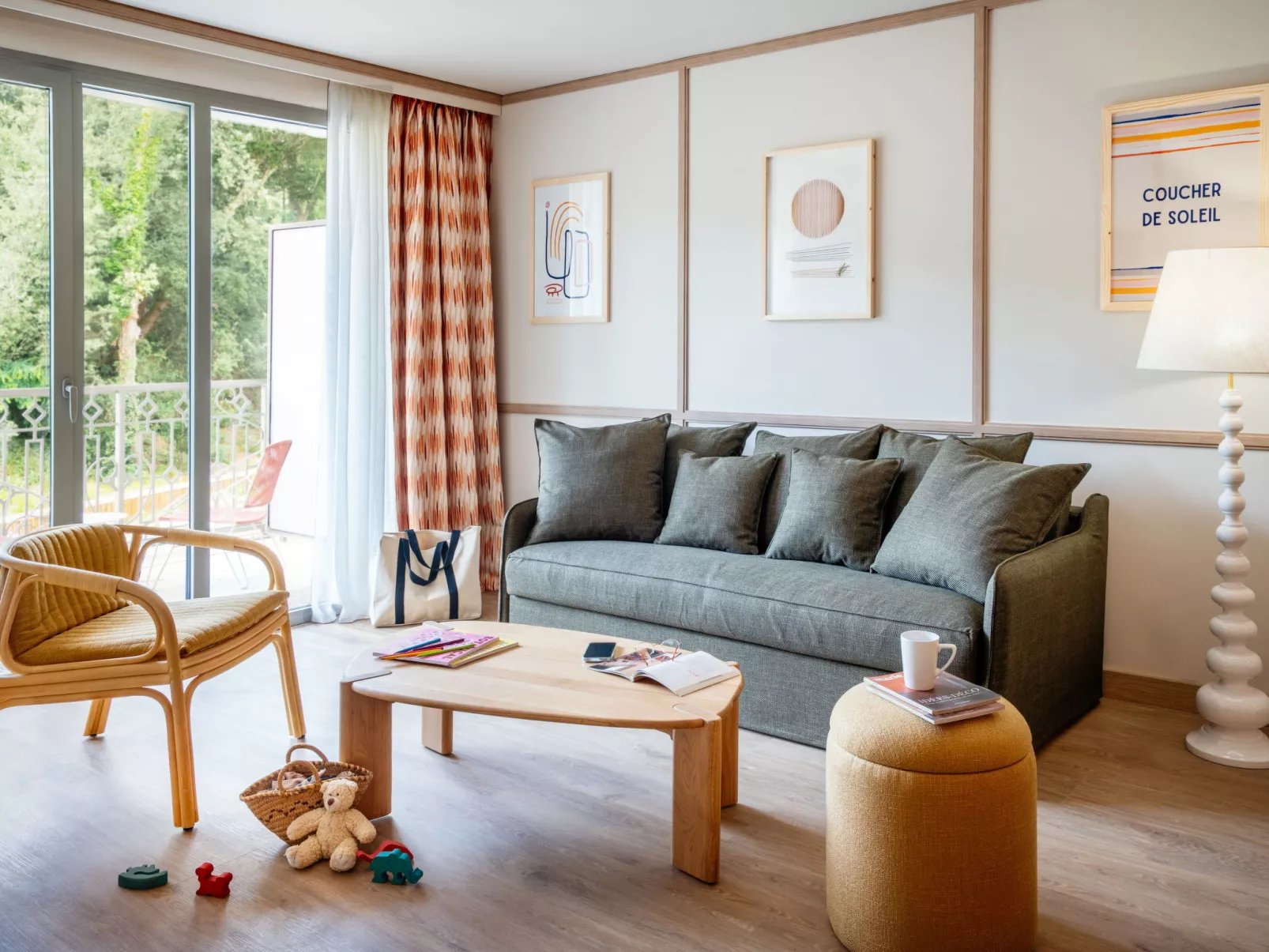 La Résidence-Inside