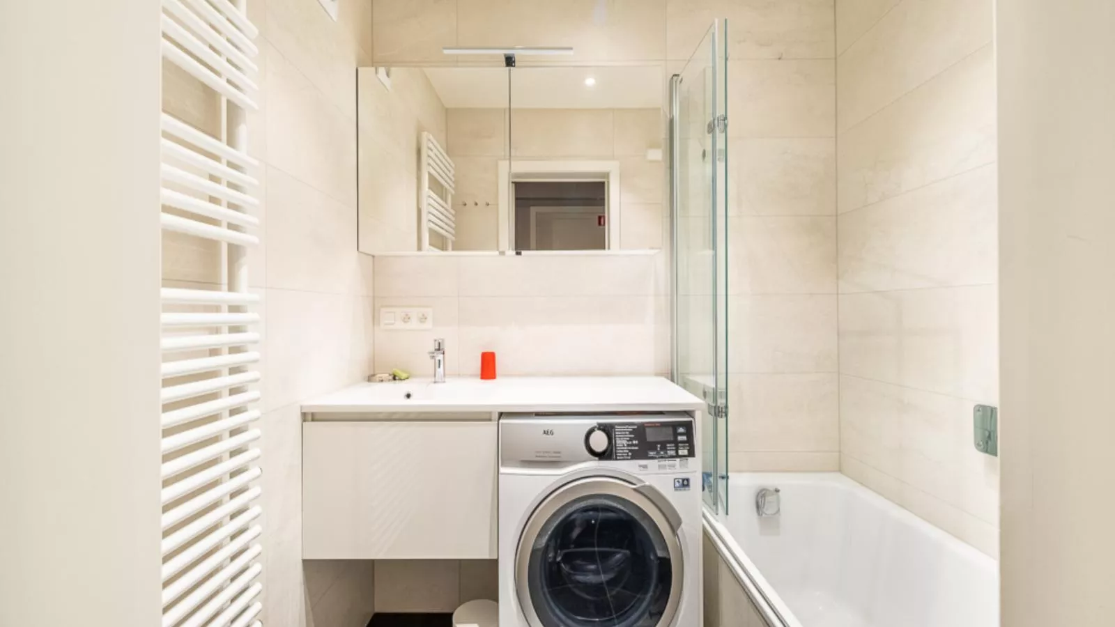 Neva troisième-Bathroom