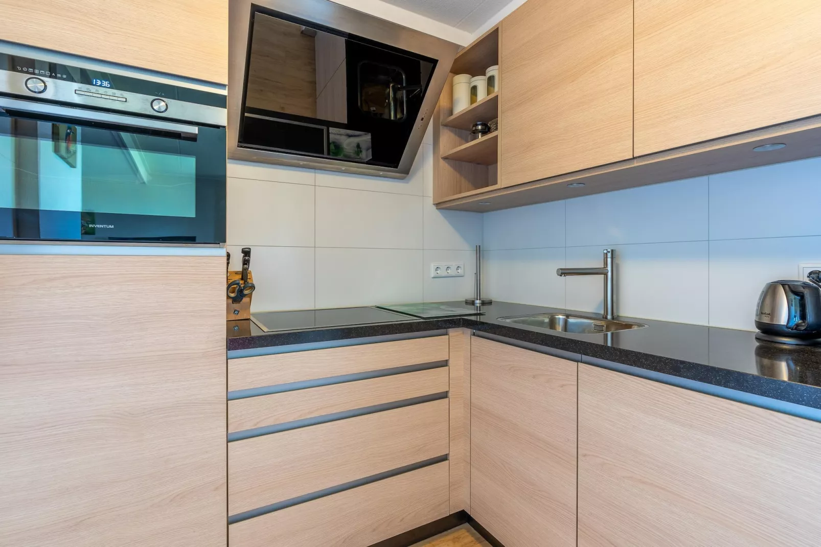 Juliana 110 - Kitchen