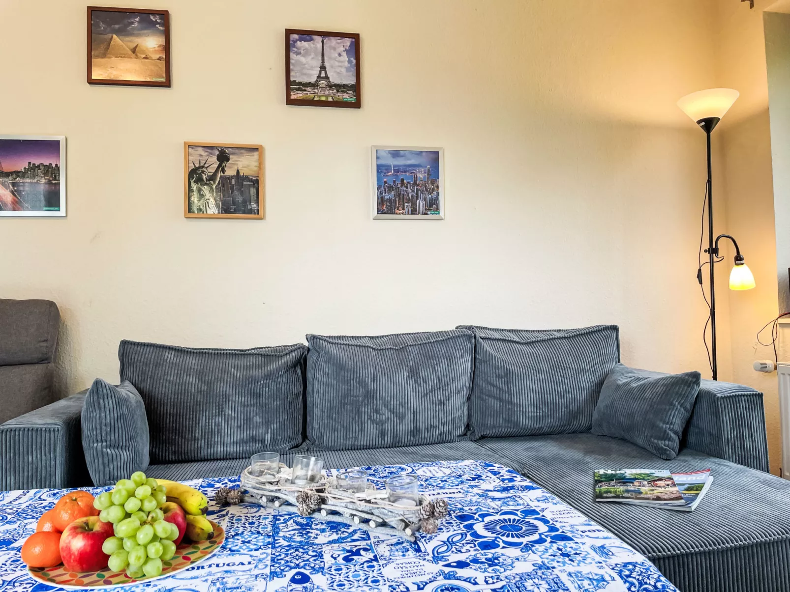 Wariner Straße-Drinnen