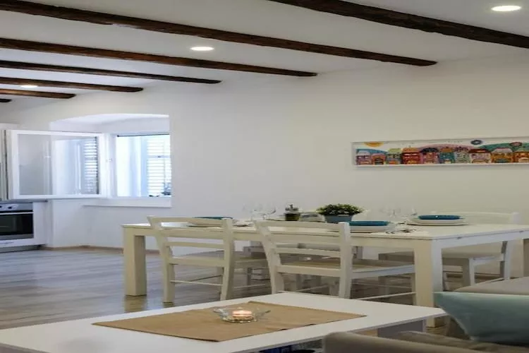 Apartments Blue Lavender - Two Bedroom Apartment-Dining room