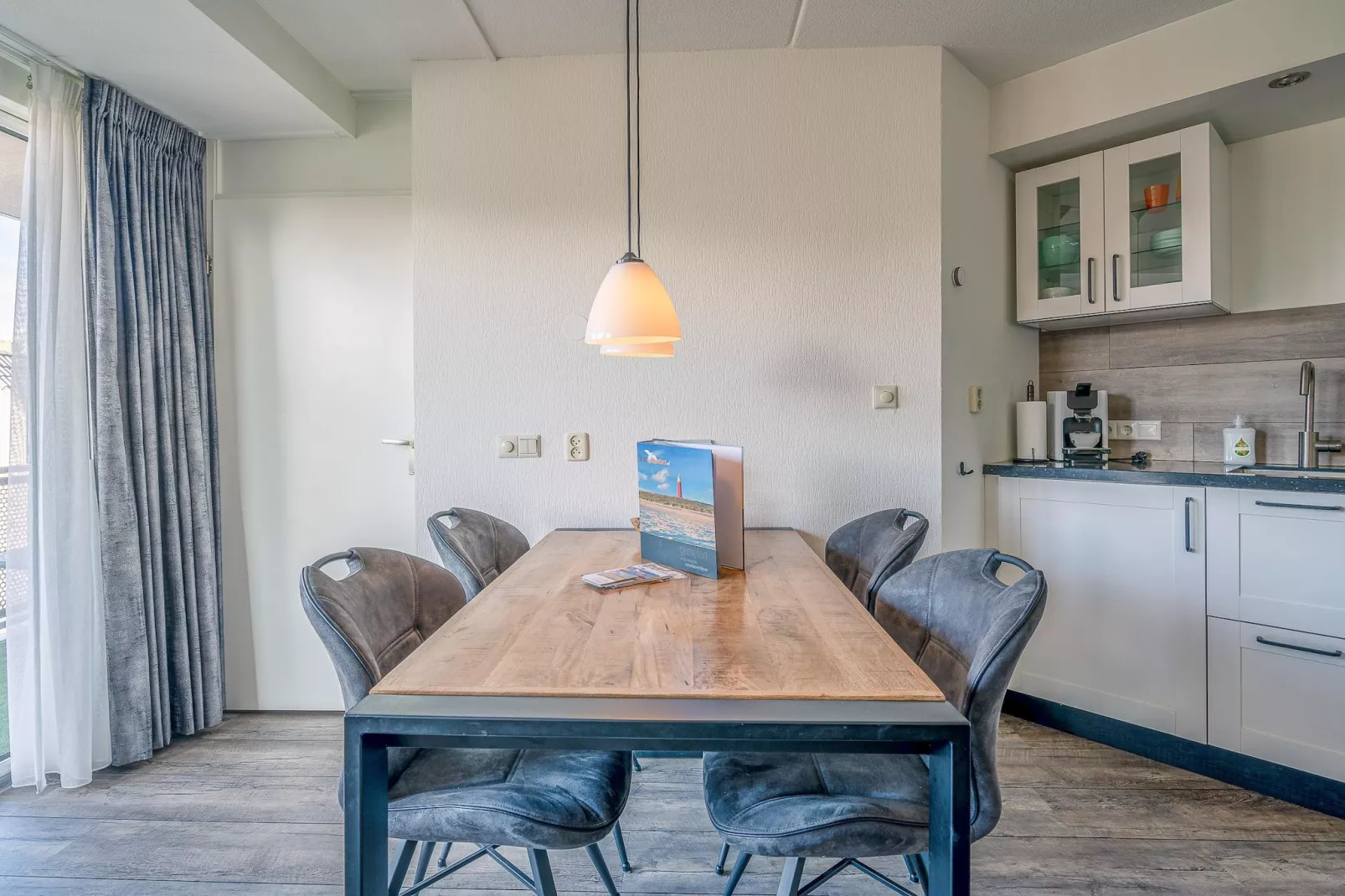 Zeedistel 20-Esszimmer