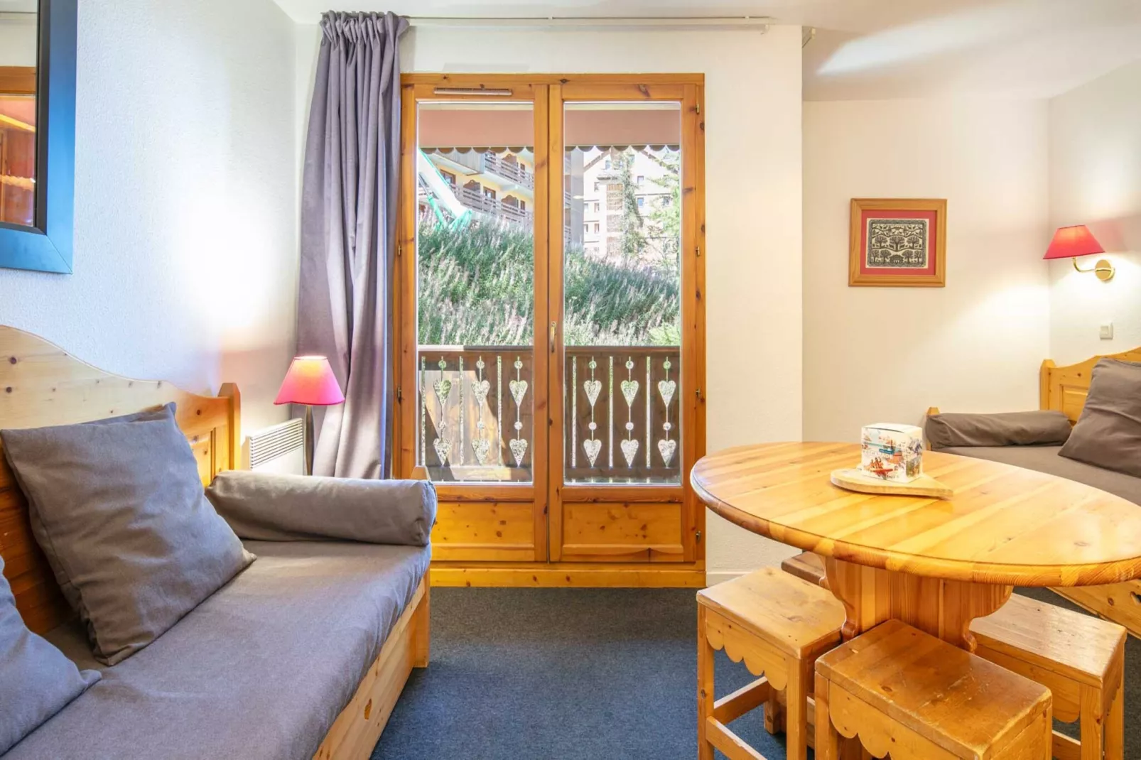 Vega N°102 - 2P5-Living room