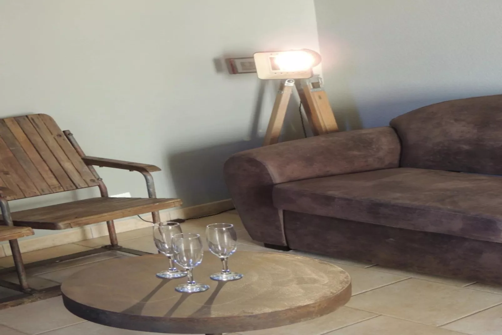 L'hôte antique-Salon