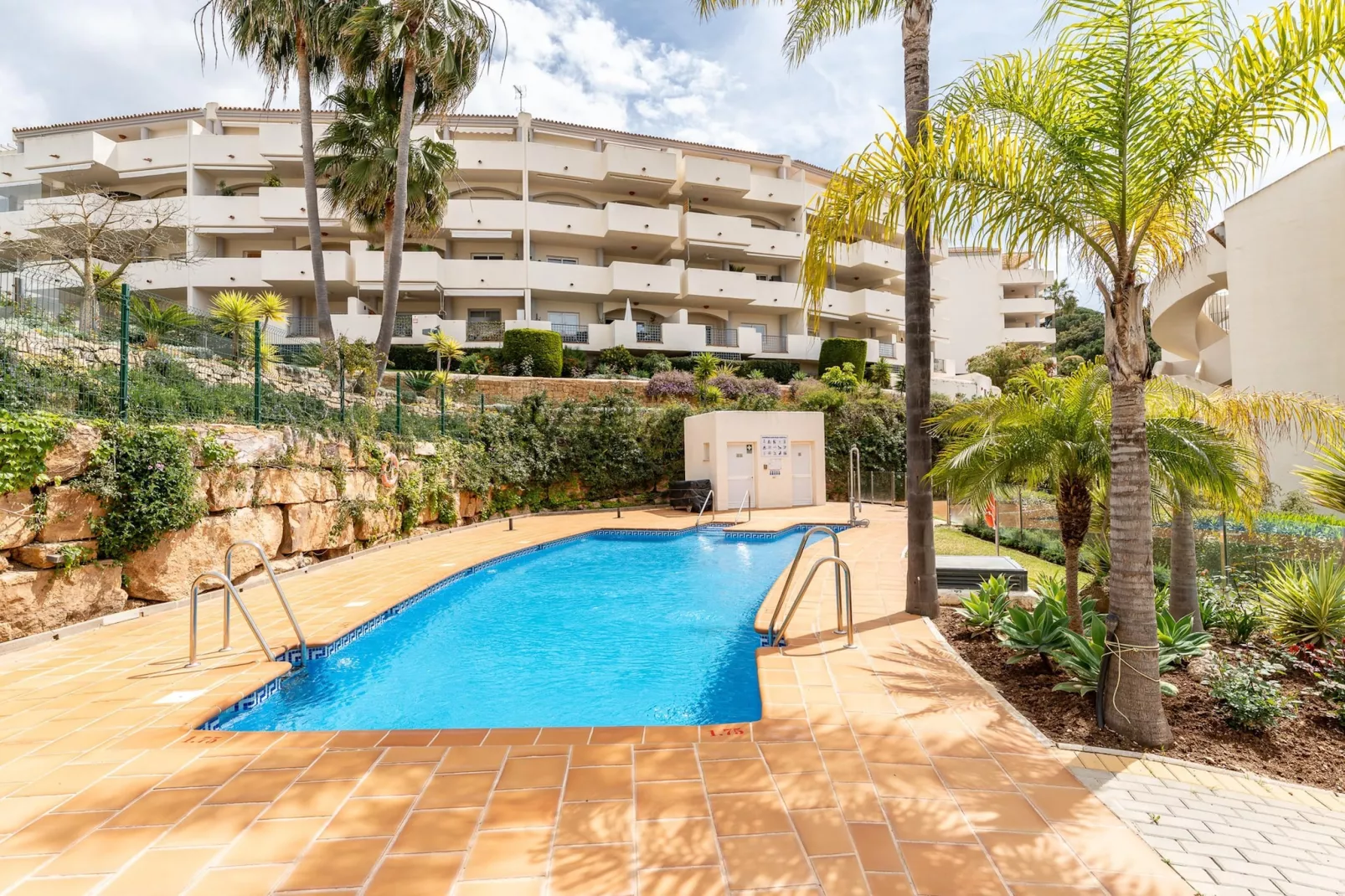 CT 366 - Faro's Silent Dream in Elviria - Marbella-Swimming pool