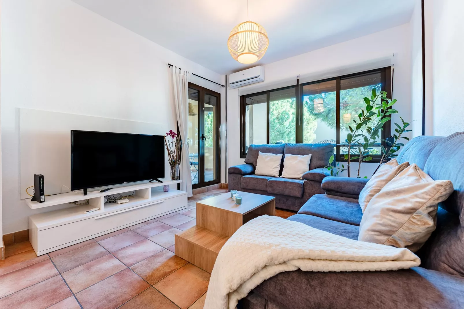 CT 349 - Faro's Stupa Hills - Benalmadena-Wohnzimmer