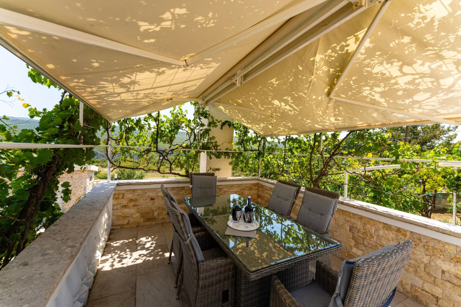 Villa Sucic with private pool-Terrasse/Balkon