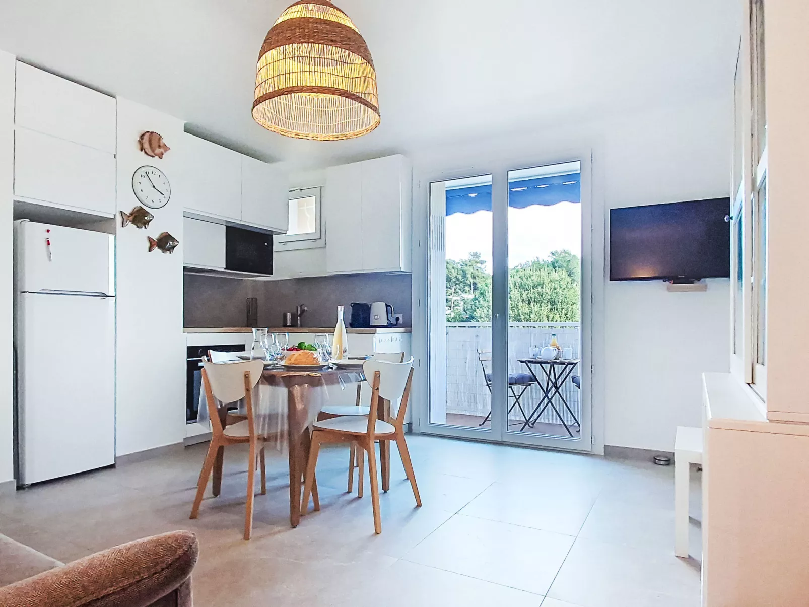 Les Amandiers-Drinnen