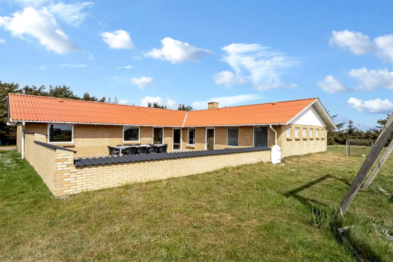 4 Sterne Ferienhaus in Harboøre-Im Freien