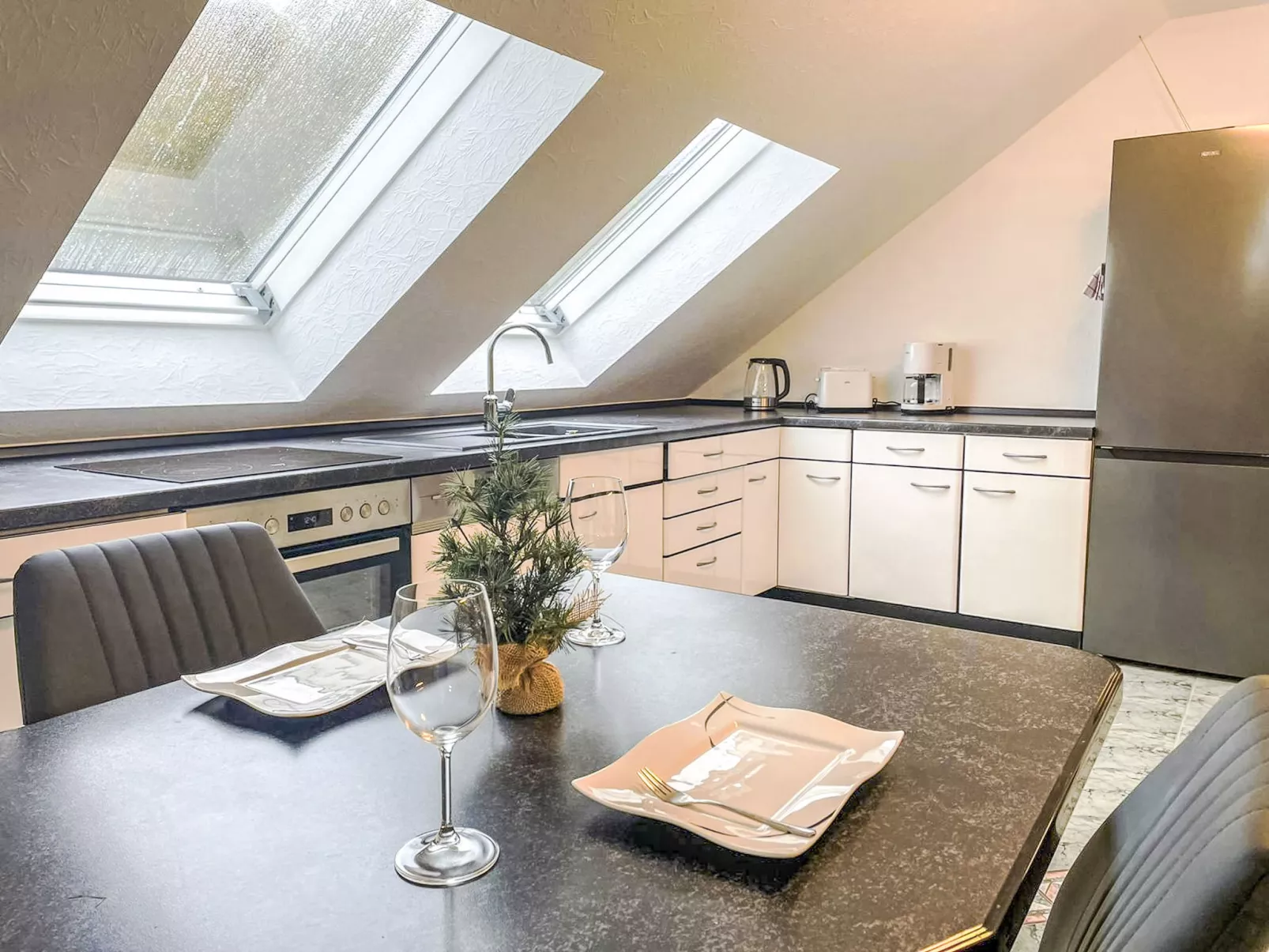 Naturnah mit Pool und Sauna-Drinnen