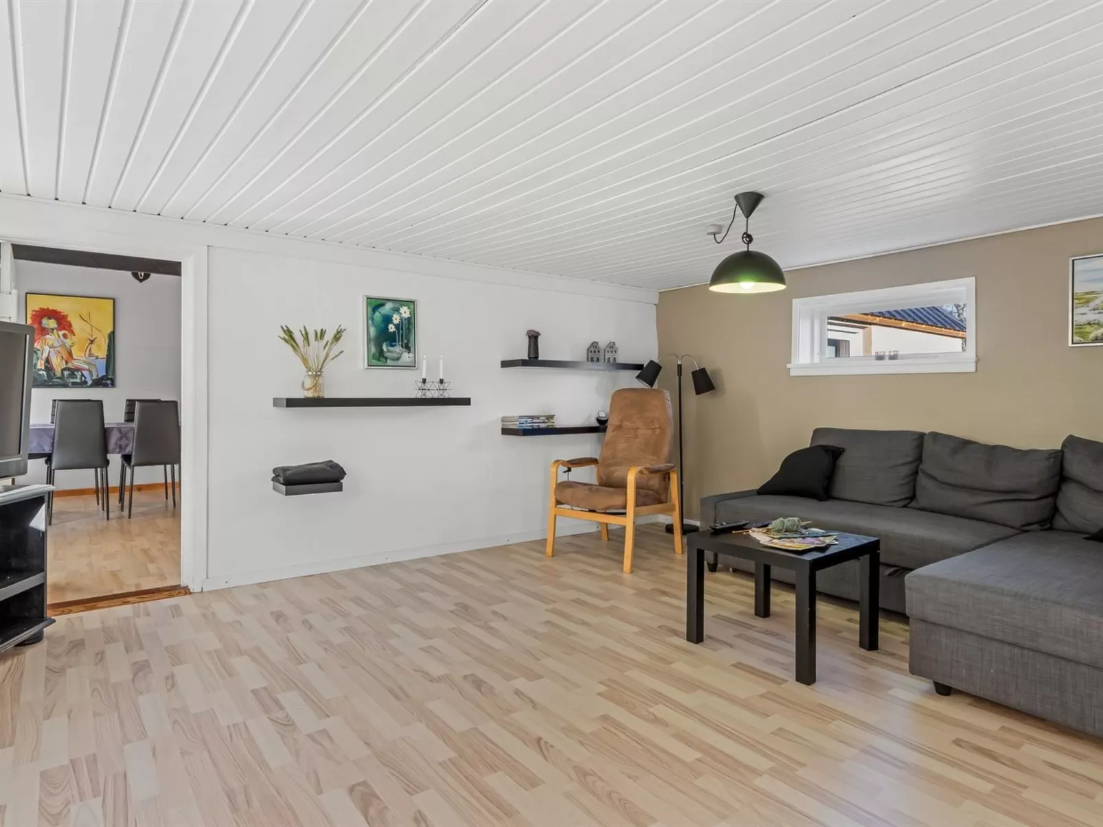 "Emelia" - 4.2km from the sea-Inside