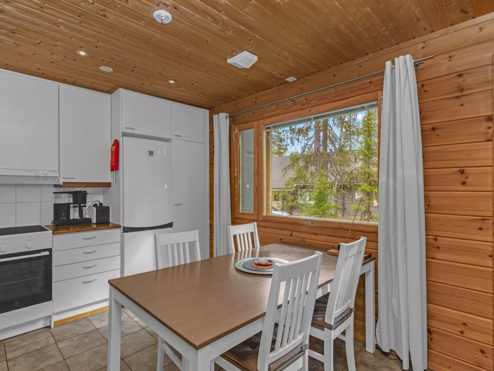 Kultapiisku 2-Drinnen