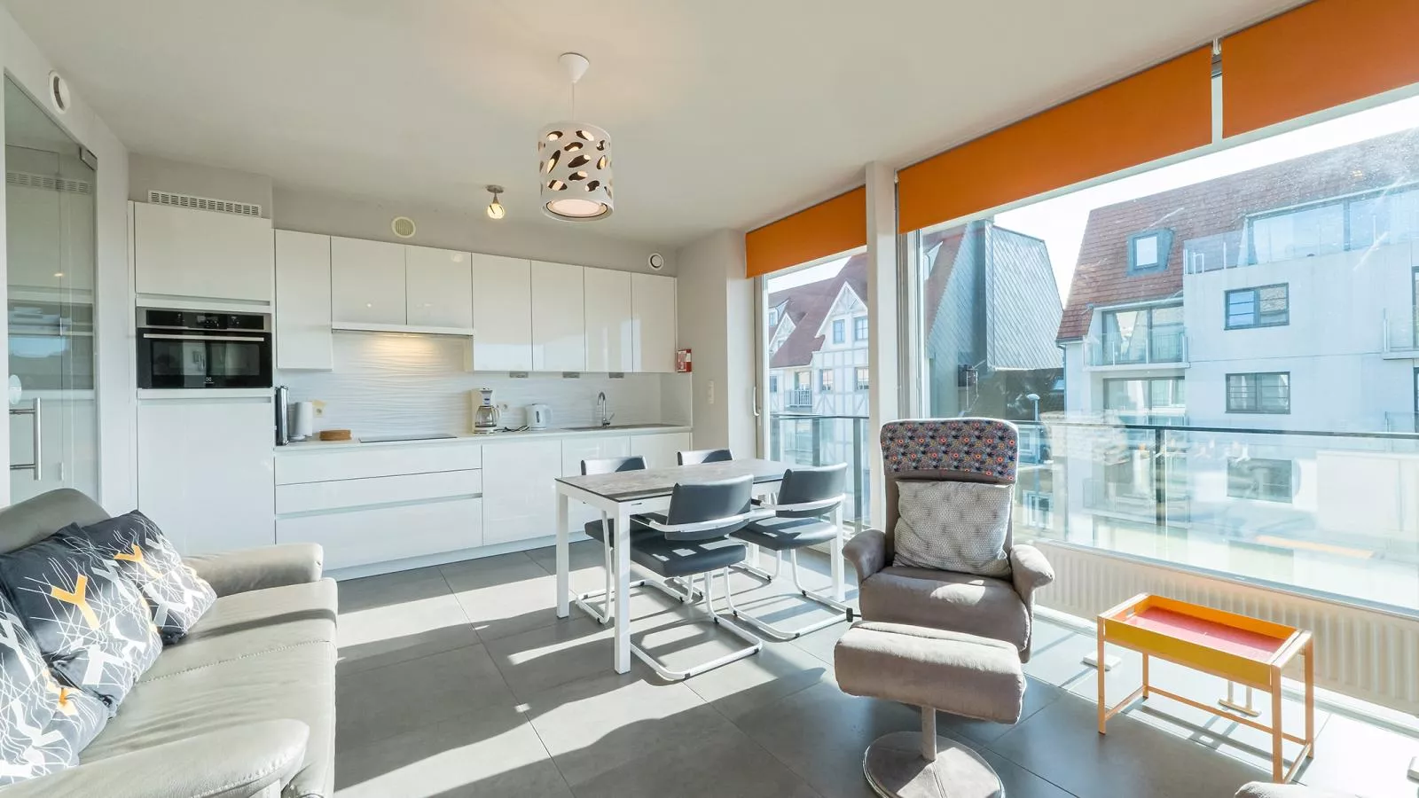 Baros - 0303-Living room