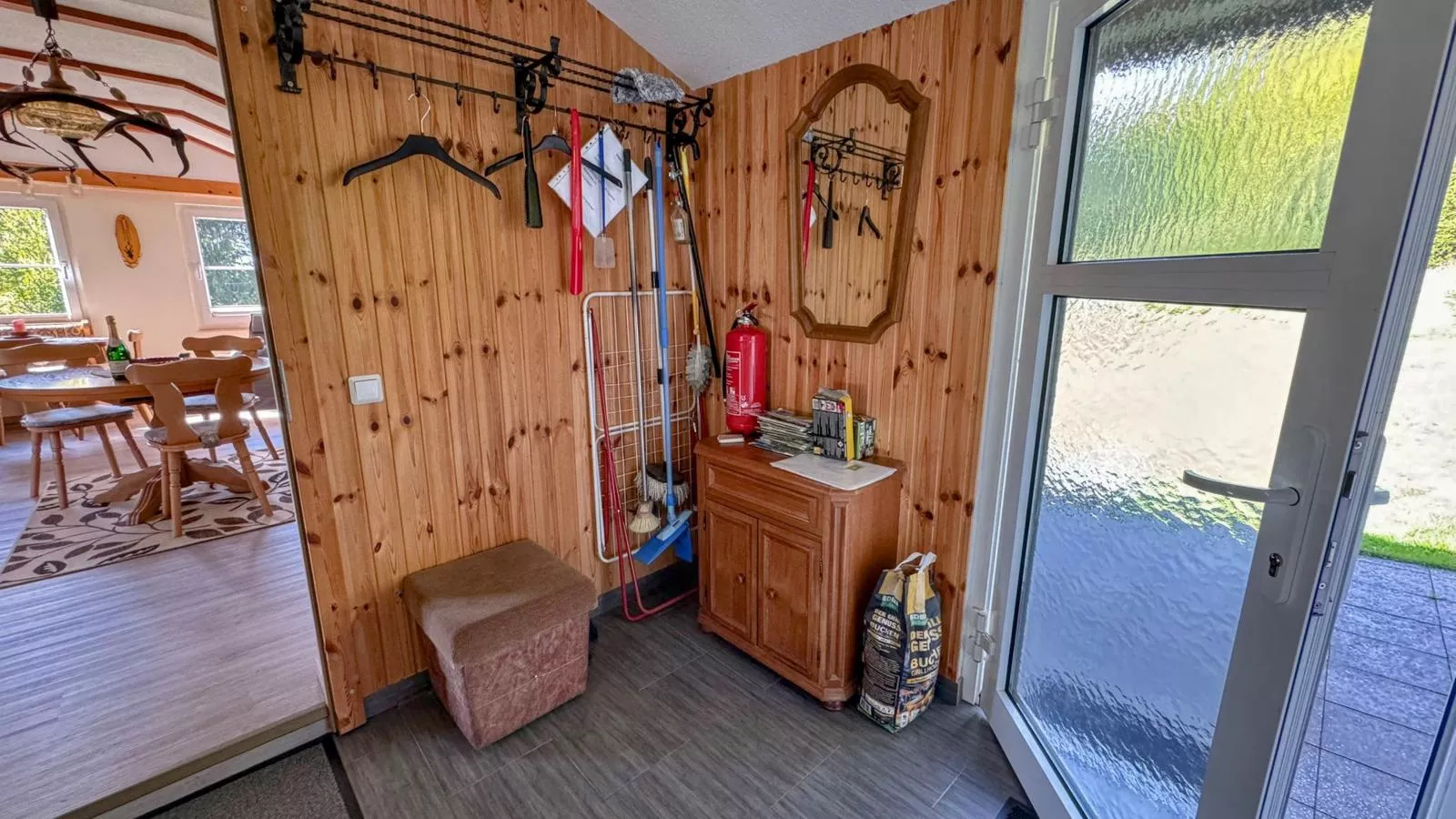 Am Arnsberg-Empfangshalle