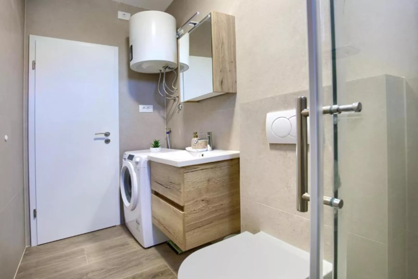 Apartments Mons - One Bedroom Apartment With Terrace (A1)-Badezimmer