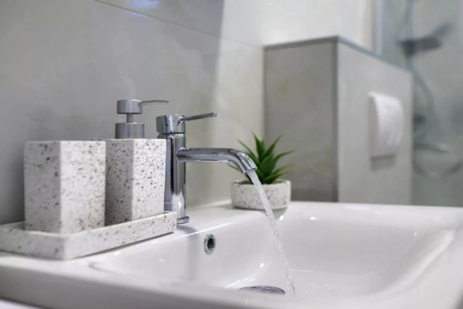 Apartments Mons - Two Bedroom Apartment With Terrace (A2)-Badezimmer