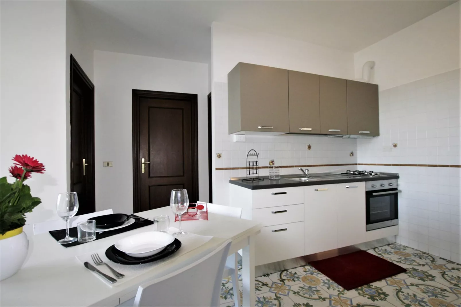 Residenza Capri TRILO 6-Kitchen