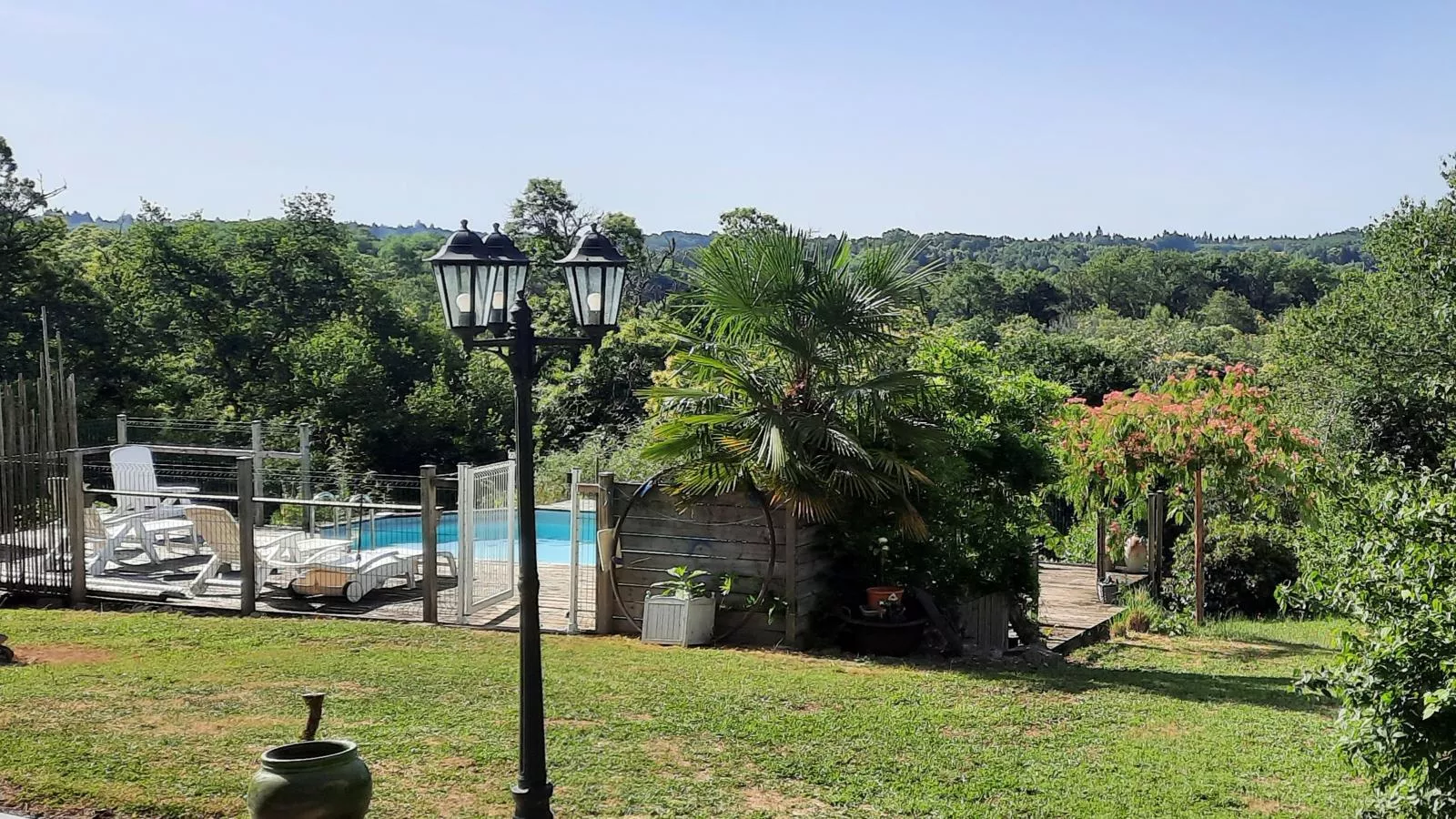 Chez Rambaud-Vue d'été