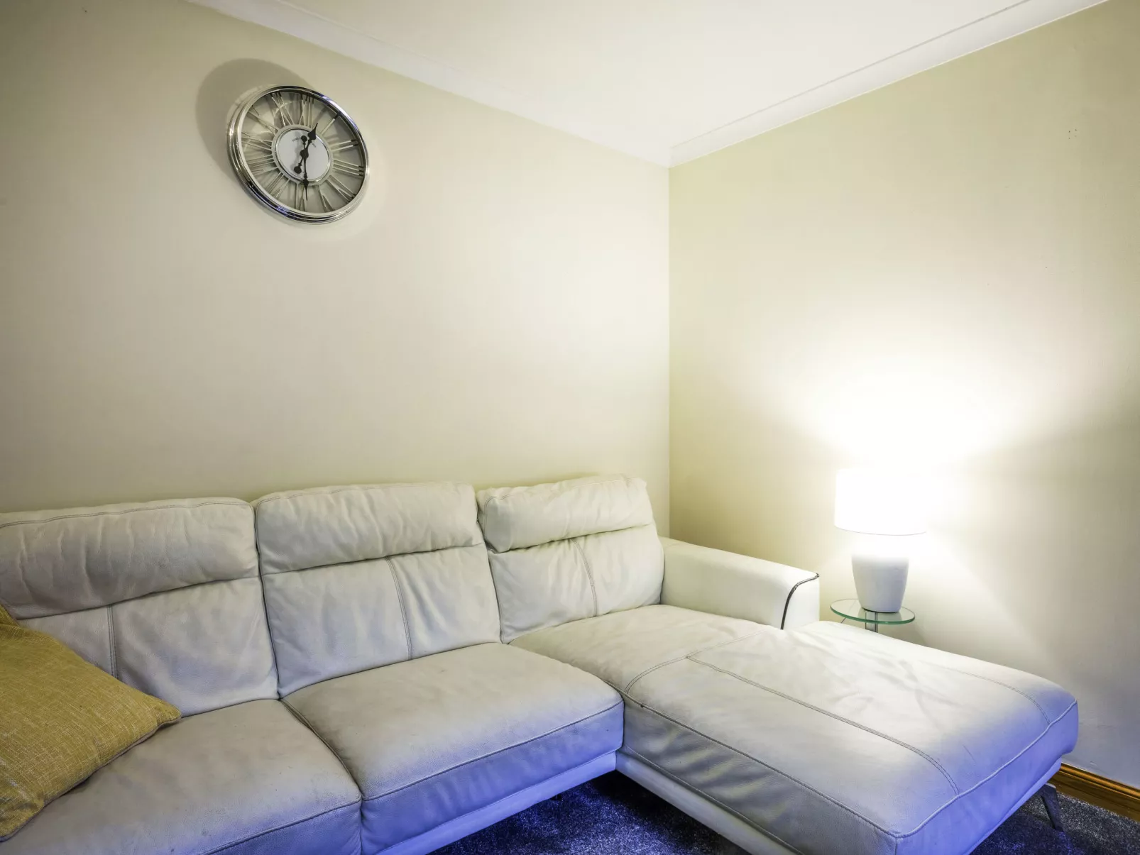 Pitgaveny Apartment-Inside