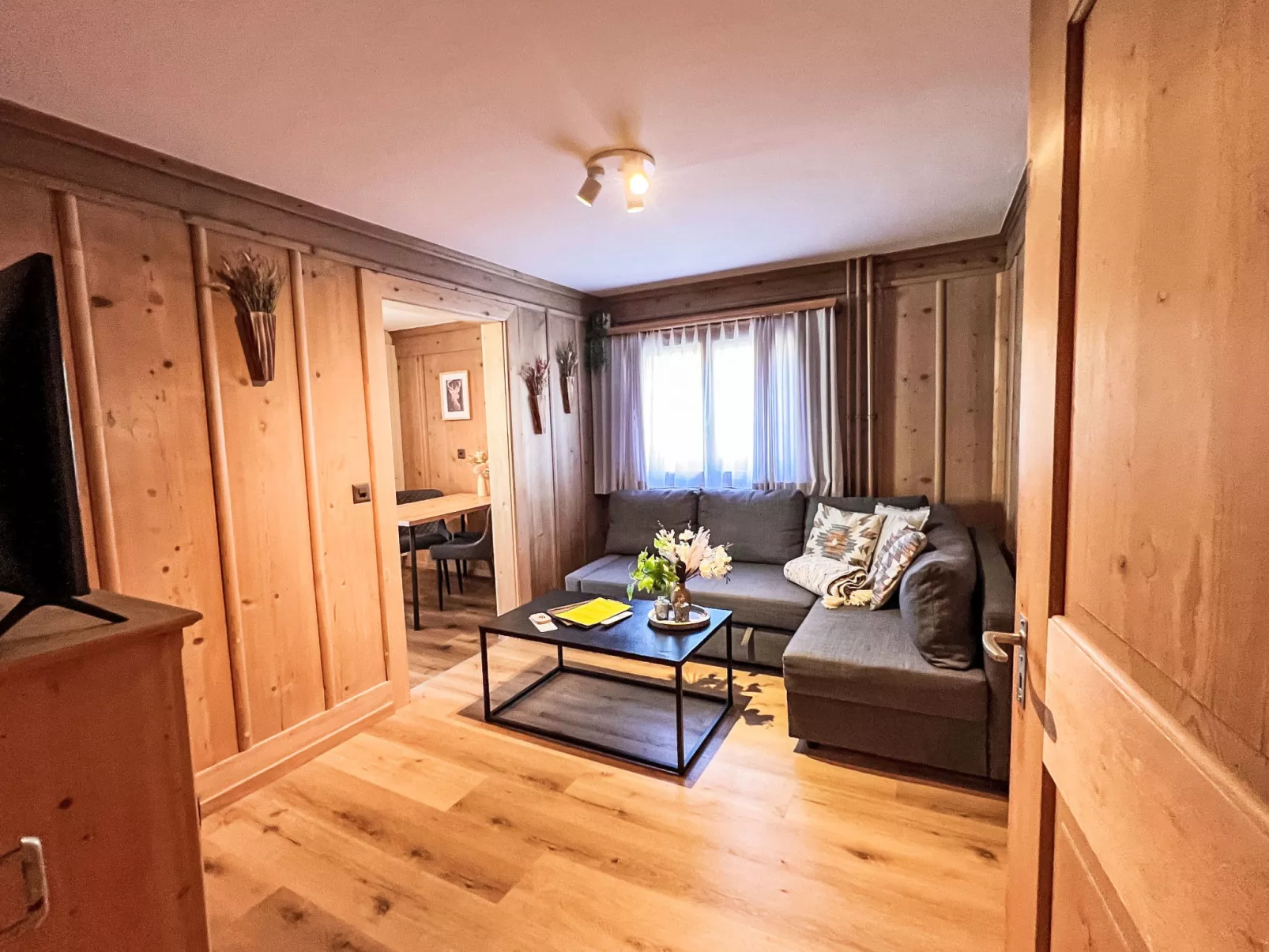 Edelweiss-Stube-Dedans