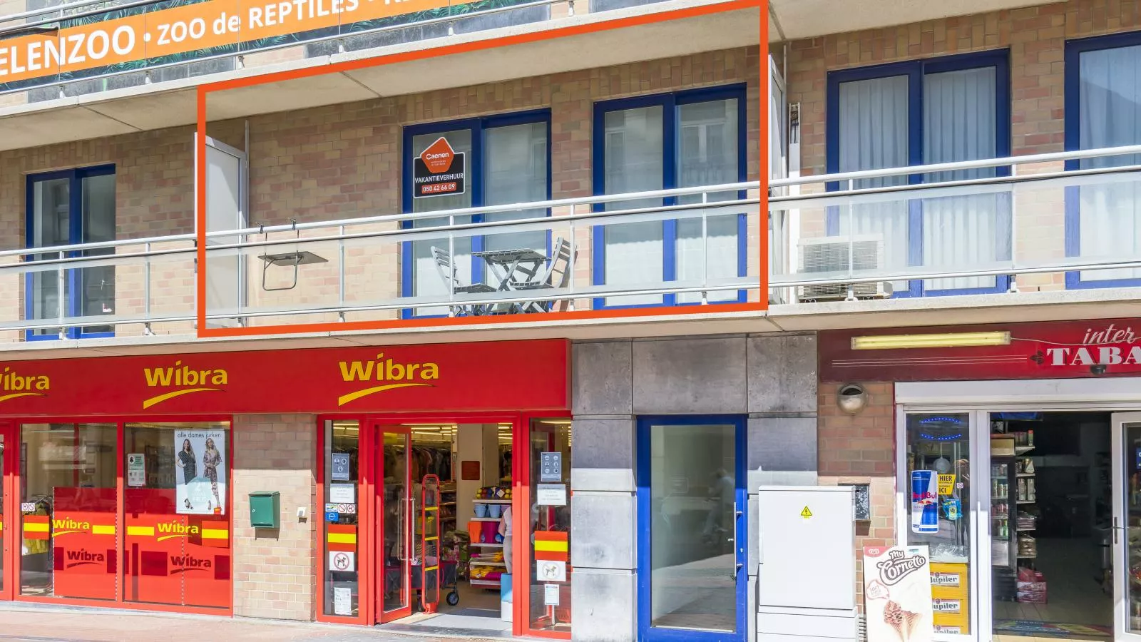 Majestic Stad - 002-Outdoor