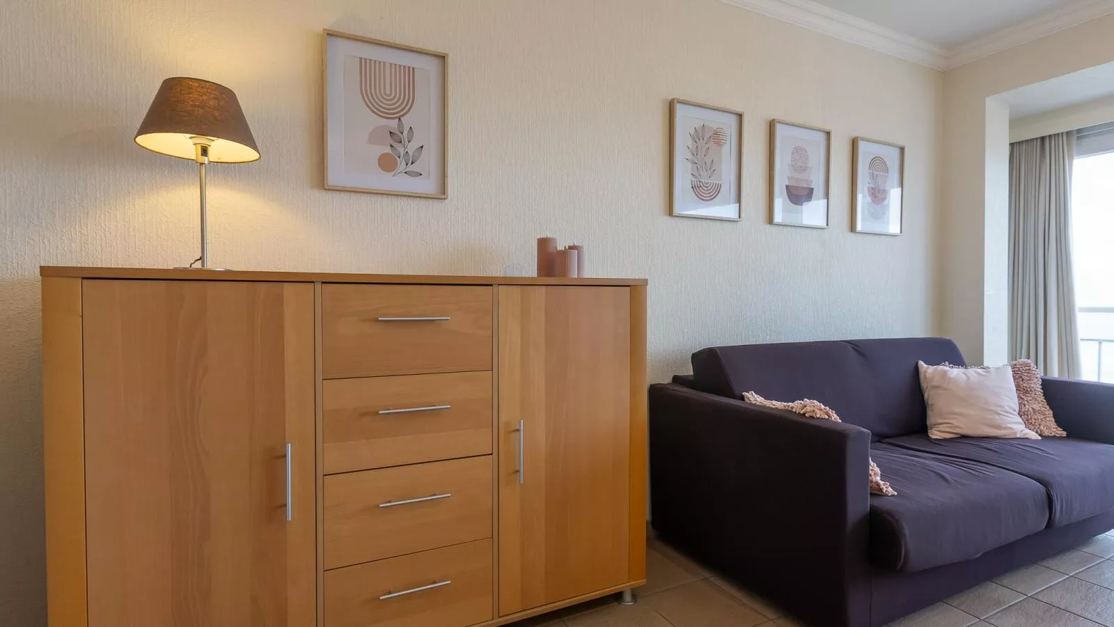 Sun Beach - 0301-Salon